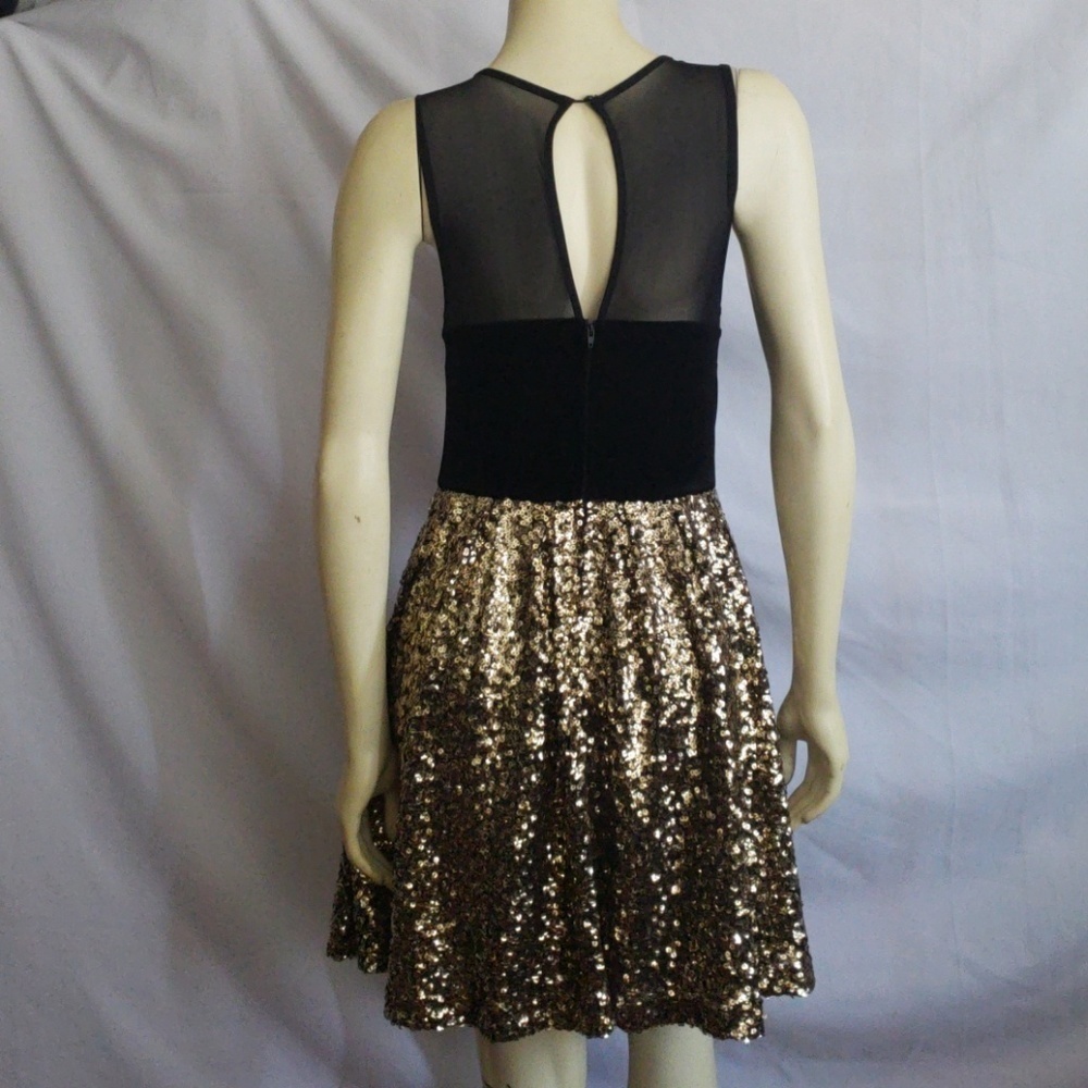 NEW GUESS MINI DRESS SZ M - Picture 6 of 8